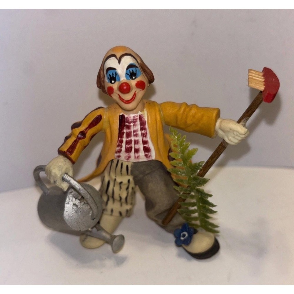 Vintage Resin Happy Clown With Watering Can Figurine 3.5"